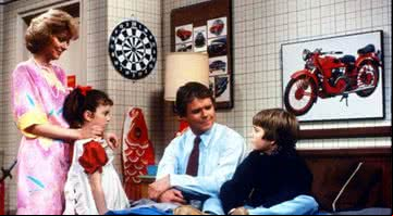 Cena da série Super Vicky - Divulgação - Shout Factory
