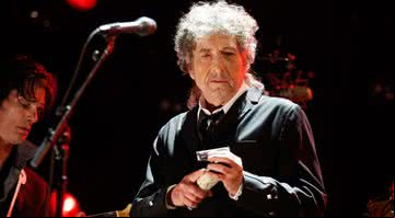 O astro Bob Dylan durante apresentação - Getty Images
